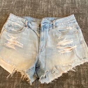 Demin high waisted shorts